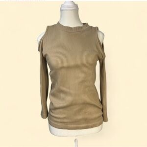 Tan Ribbed Cold Shoulder Top‎